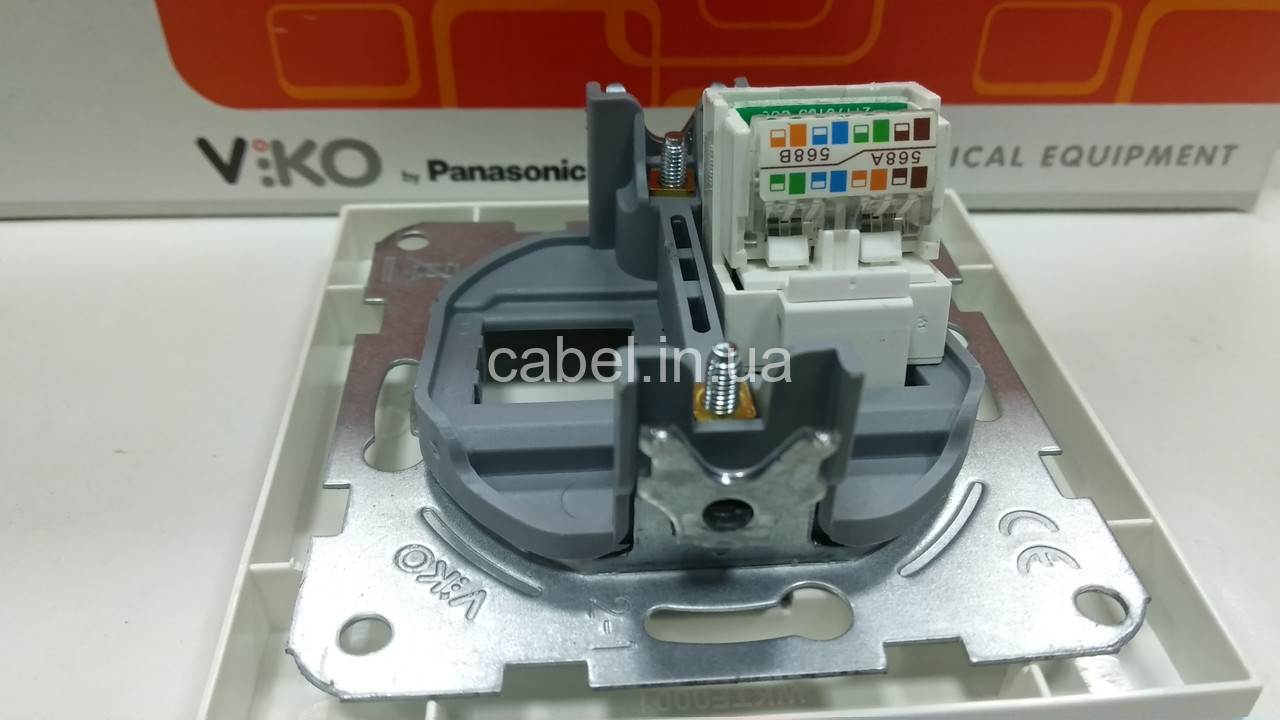 Розетка комп'ютерна RJ45 Cat5e одинарна Viko Karre біла